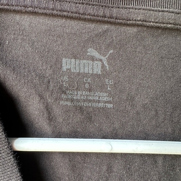 Puma Men's Tee in Black with Vibrant Red Logo - Picture 5 of 5